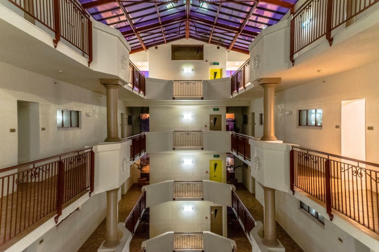 Fino Hotel & Suites Крайстчёрч Экстерьер фото