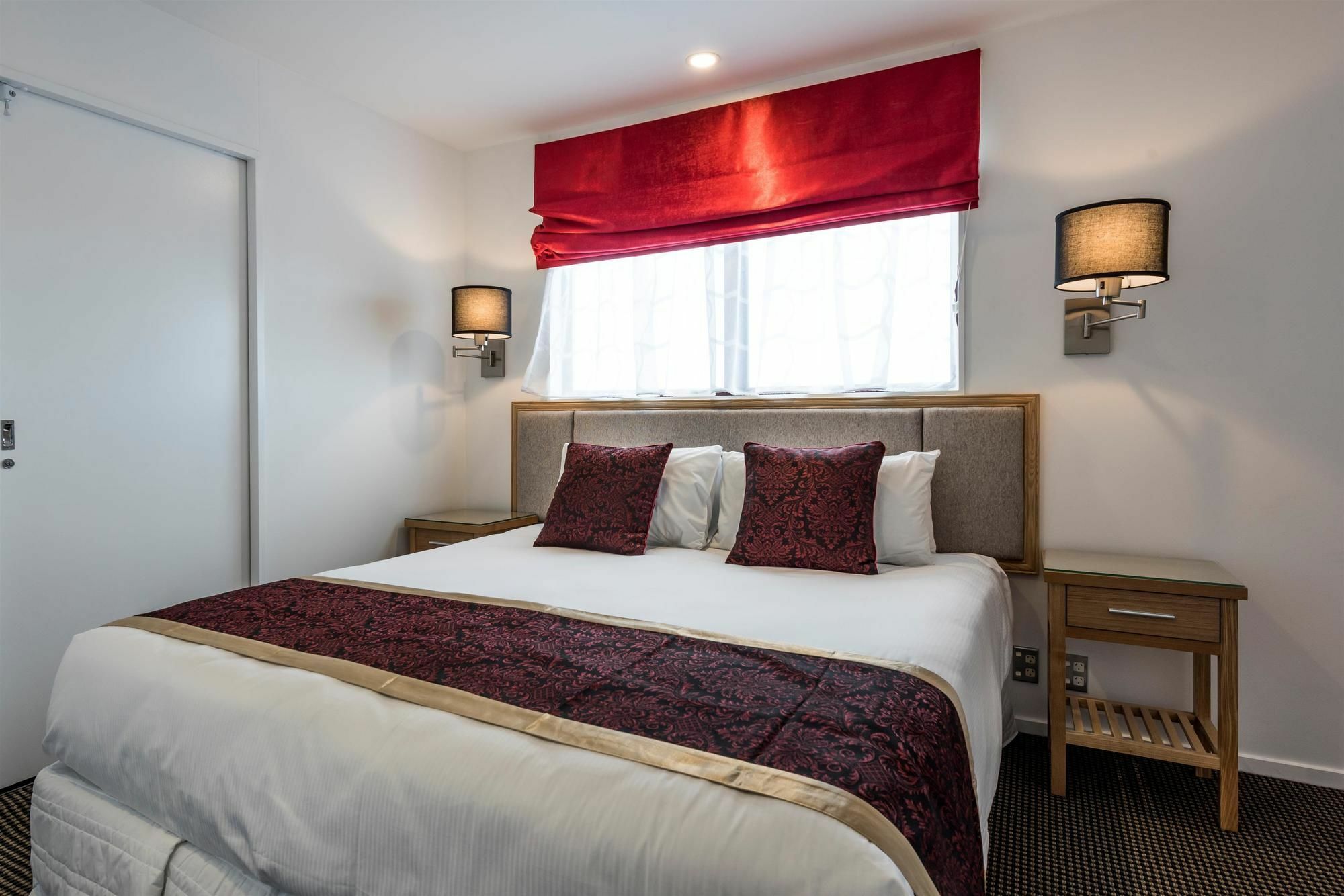 Fino Hotel & Suites Крайстчёрч Экстерьер фото