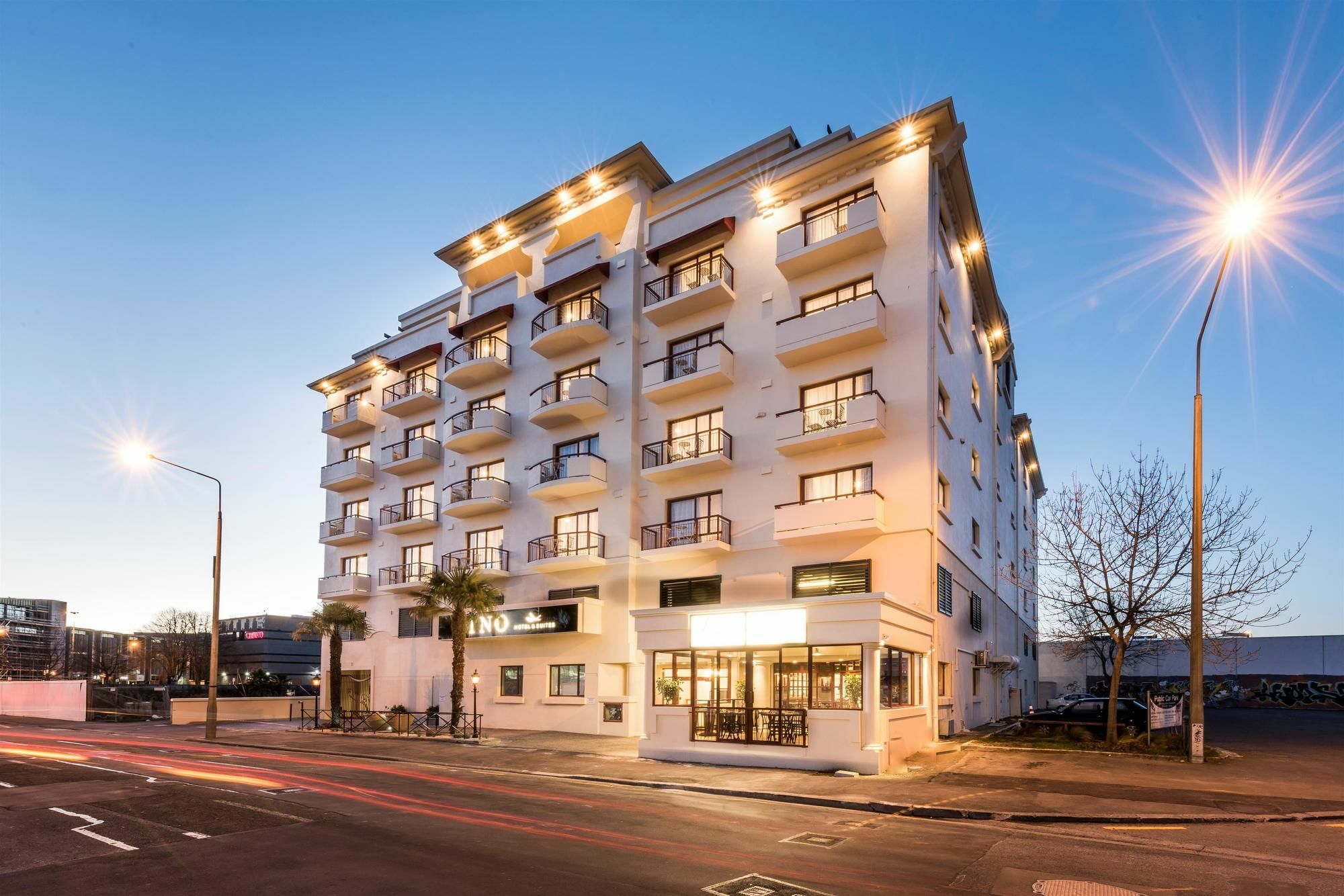 Fino Hotel & Suites Крайстчёрч Экстерьер фото